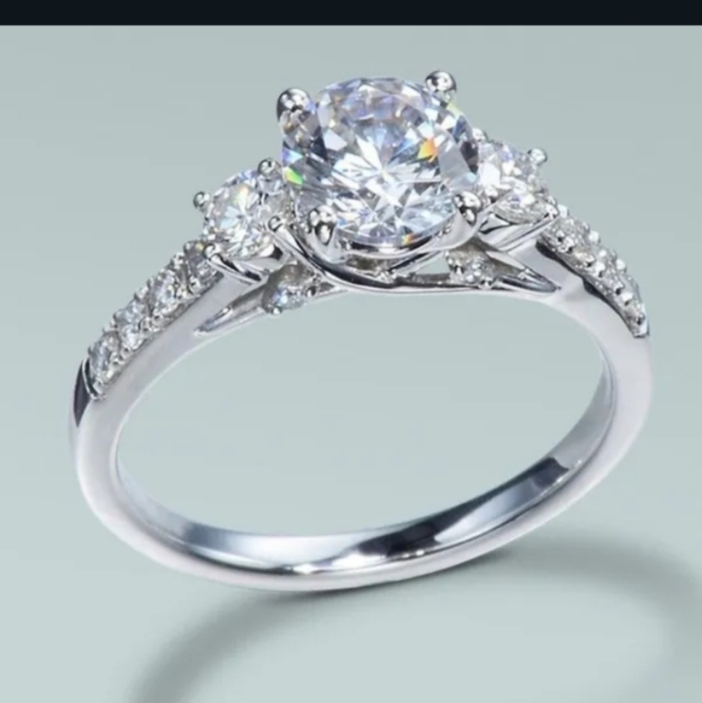 Cubic Zirconia Three Stone Engagement Ring Silver Plated Size 7 - Picture 4 of 4